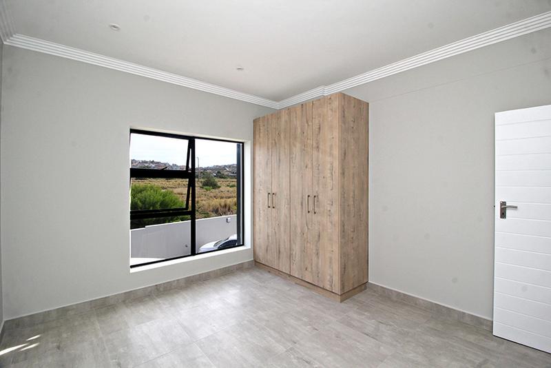 2 Bedroom Property for Sale in Hartenbos Heuwels Western Cape